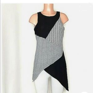 White House Black Market Black and White Asymmetrical Sleeveless Tunic Size XS